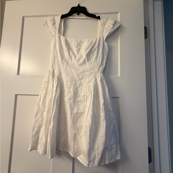 New Reformation Oaklyn Linen Dress - Picture 6 of 12